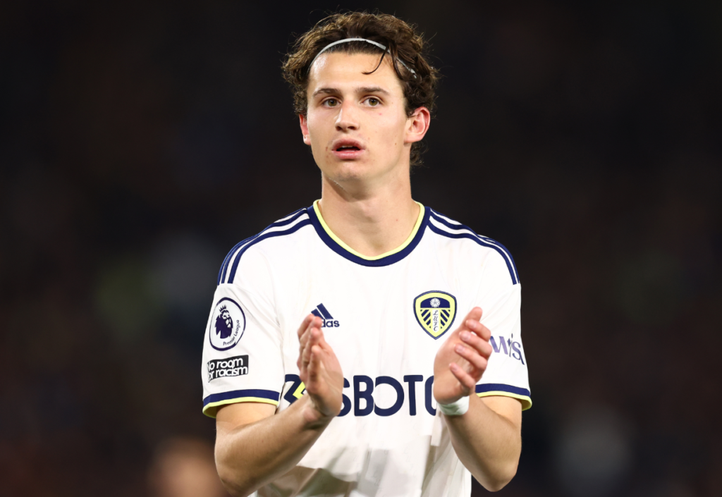 ฟูแล่มไล่ตาม